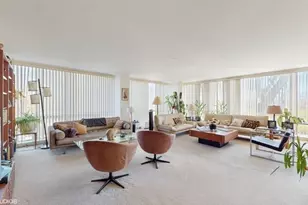 601 E 32nd St, Chicago, IL 60616 - Photo 16