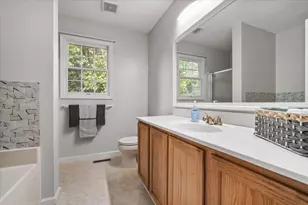 23 Breckenwood Ct, Bloomington, IL 61704 - Photo 20