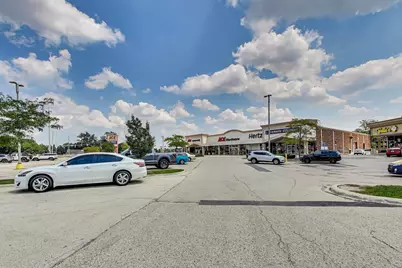 675 W Golf Road, Hoffman Estates, IL 60169 - Photo 26