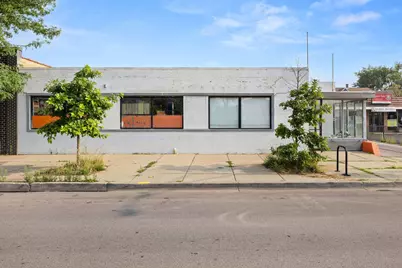 4616 W Fullerton Avenue, Chicago, IL 60639 - Photo 4