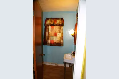 110 W 10th Street, Streator, IL 61364 - Photo 6