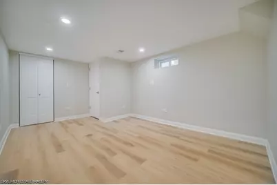 2149 E 90th Street, Chicago, IL 60617 - Photo 14