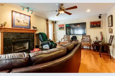 671 Wintergreen Circle, Naperville, IL 60540 - Photo 8