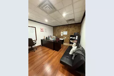 2715 N Central Avenue, Chicago, IL 60634 - Photo 18