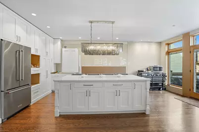 2626 W Lunt Avenue, Chicago, IL 60645 - Photo 18