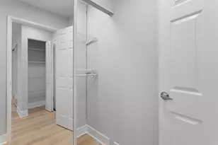 5534 N Kenmore Ave, Chicago, IL 60640 - Photo 10