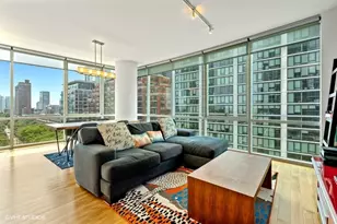 1201 S Prairie Ave, Chicago, IL 60605 - Photo 2