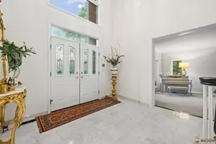 5898 Partridge Ln, Long Grove, IL 60047 - Photo 4