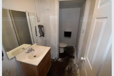 3047 W 63rd Street, Chicago, IL 60629 - Photo 4