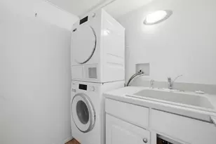 1440 N Lake Shore Dr, Chicago, IL 60610 - Photo 10