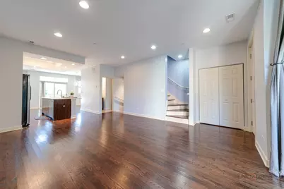 62 Legacy Lane, Wheeling, IL 60090 - Photo 4