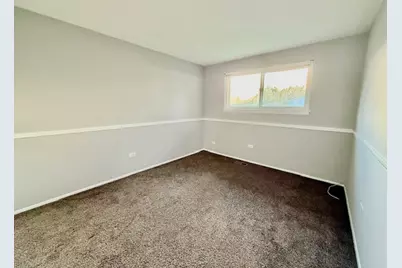 906 Blackhawk Drive, University Park, IL 60484 - Photo 2