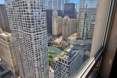 440 N Wabash Avenue #4610, Chicago, IL 60611 - Photo 8