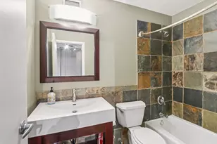 440 N Wabash Ave, Chicago, IL 60611 - Photo 32