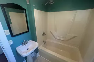 404 E Park St, Champaign, IL 61820 - Photo 12