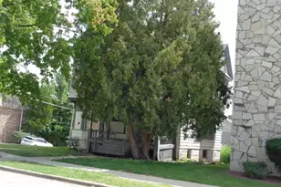 735 N Court St, Rockford, IL 61103 - Photo 4