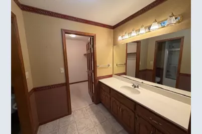 5897 Country Meadow Lane, Clifton, IL 61727 - Photo 24