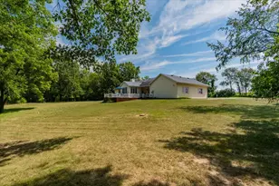 5897 Country Meadow Ln, Clifton, IL 61727 - Photo 42