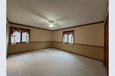 5897 Country Meadow Lane, Clifton, IL 61727 - Photo 22