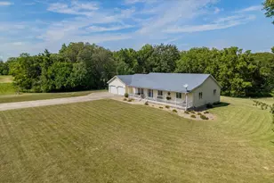 5897 Country Meadow Ln, Clifton, IL 61727 - Photo 46