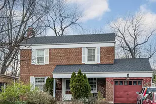 308 S I Oka Ave, Mount Prospect, IL 60056 - Photo 1