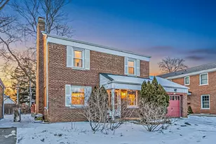 308 S I Oka Ave, Mount Prospect, IL 60056 - Photo 2