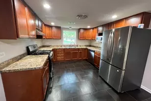 26835 S Linden Ln, Crete, IL 60417 - Photo 2