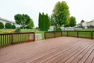 992 McPhee Dr, Lake in the Hills, IL 60156 - Photo 18