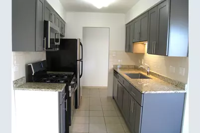 187 Pickwick Drive #3F, Schaumburg, IL 60193 - Photo 2