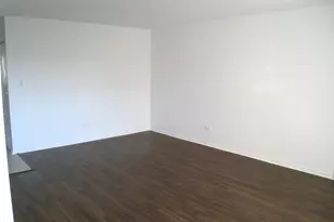 187 Pickwick Dr, Schaumburg, IL 60193 - Photo 6