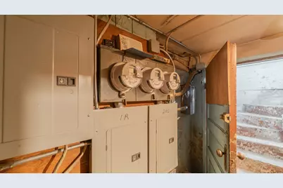 13351 S Baltimore Avenue, Chicago, IL 60633 - Photo 32