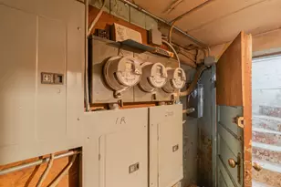 13351 S Baltimore Ave, Chicago, IL 60633 - Photo 32