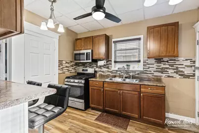 355 S Myrtle Avenue, Kankakee, IL 60901 - Photo 8