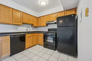 112 Mullingar Ct, Schaumburg, IL 60193 - Photo 8