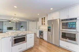 705 Potomac Ave, Naperville, IL 60565 - Photo 14