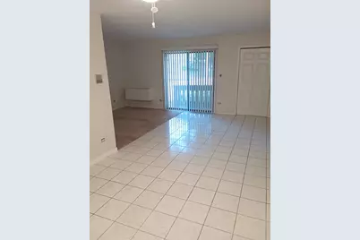 266 12th Street #3B, Wheeling, IL 60090 - Photo 2