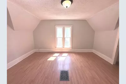 431 N Crystal Street, Elgin, IL 60123 - Photo 18