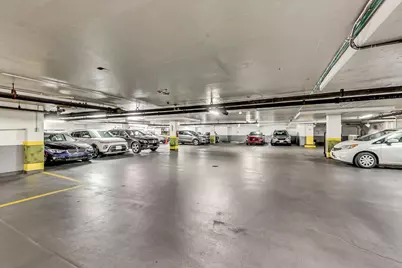 555 W Cornelia Avenue #1011, Chicago, IL 60657 - Photo 24