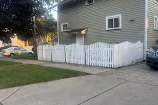 222 Grand Ave, Aurora, IL 60506 - Photo 6