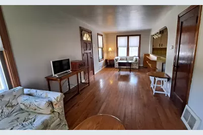 310 N Lasalle Avenue, Ladd, IL 61329 - Photo 4