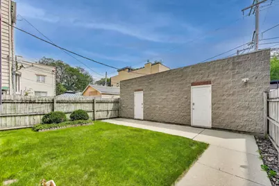 [Address not provided], Chicago, IL 60613 - Photo 32