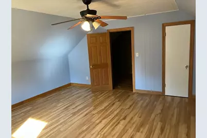 910 W 19th Street, Sterling, IL 60181 - Photo 16