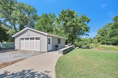 4248 S Youth Camp Road, Saint Anne, IL 60964 - Photo 20