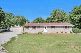 4248 S Youth Camp Rd, Saint Anne, IL 60964 - Photo 2