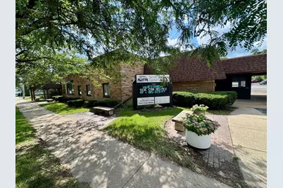 251 N Center Street, Joliet, IL 60435 - Photo 2