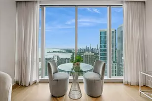 363 E Wacker Dr, Chicago, IL 60601 - Photo 2