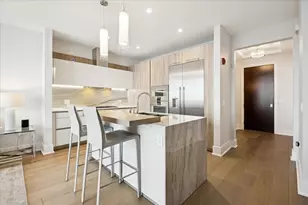 363 E Wacker Dr, Chicago, IL 60601 - Photo 10