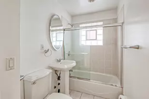 2336 N Commonwealth Ave, Chicago, IL 60614 - Photo 10