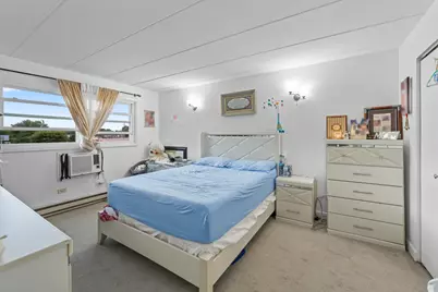 [Address not provided], Worth, IL 60482 - Photo 16