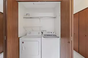 2144 Harbor Town Cir, Champaign, IL 61821 - Photo 24